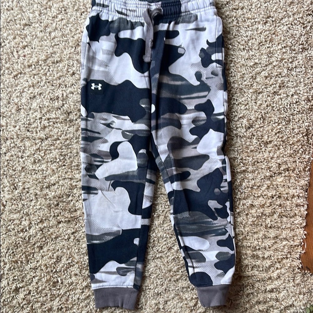 Under Armour Kids' Camo Joggers - Gray